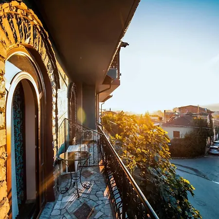 Eden Boutique Hotel 4*