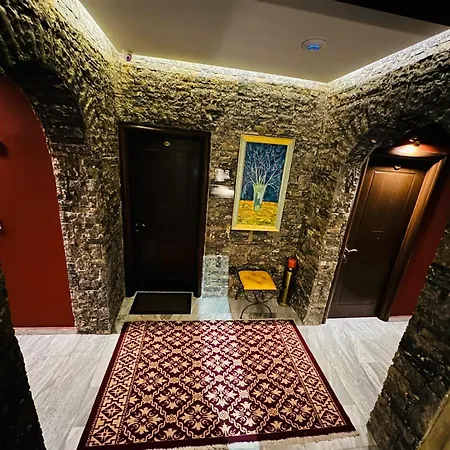 Отель Eden Boutique Корча