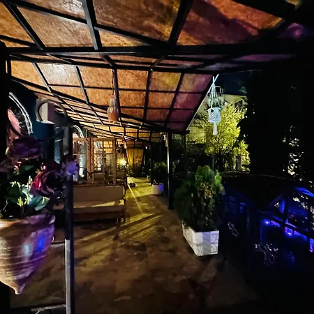 Eden Boutique Hotel 4*