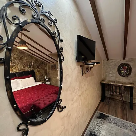 Eden Boutique Hotel 4*