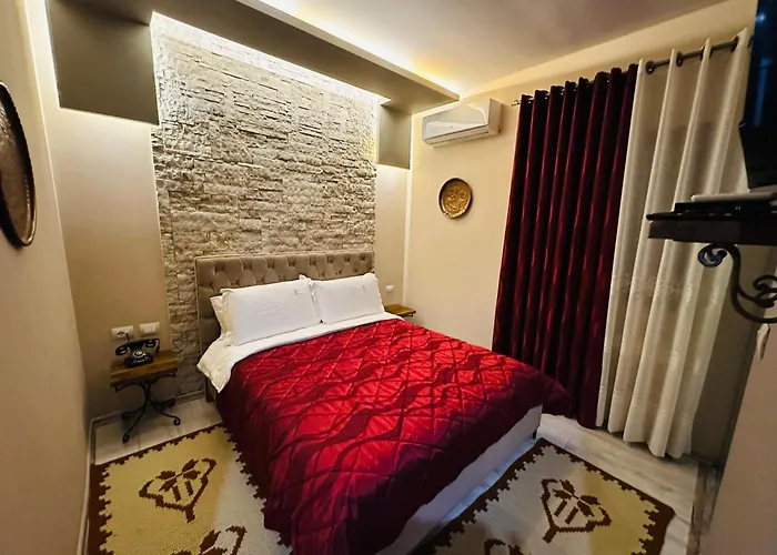 فندق Eden Boutique كورتشي