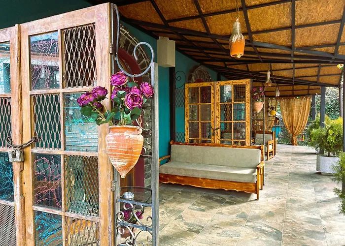 Eden Boutique فندق كورتشي